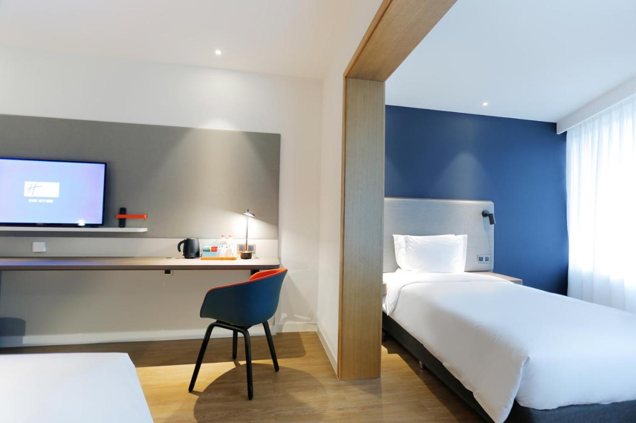 Holiday Inn Express Jiuzhaigou,Only 600 Meters To Jiuzhaigou Park By Ihg ภายนอก รูปภาพ
